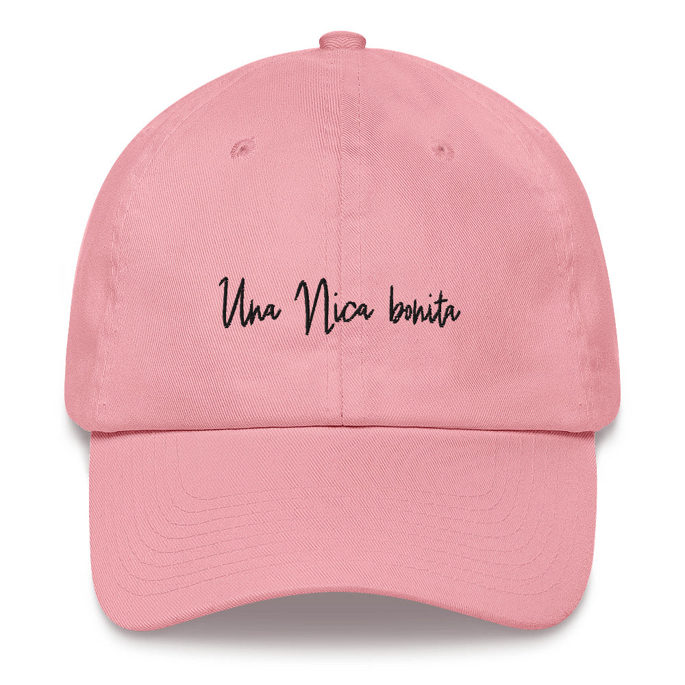 Una Nica Bonita gorra.